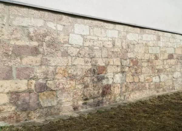 Graffiti entfernen lassen in Pforzheim - Schnell und ohne Rückstände